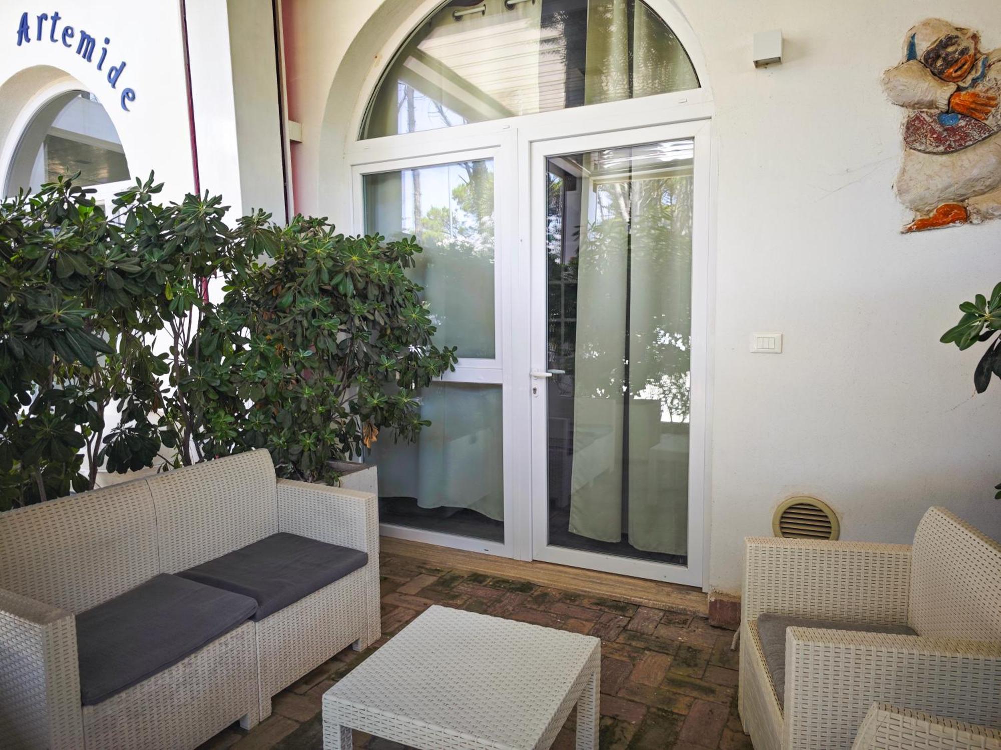 Hotel Artemide Mare Paestum Habitación foto